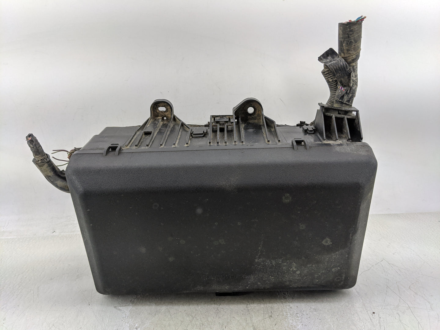 2011 Toyota Tundra Fusebox Fuse Box Panel Relay Module P/N:82661-0C251 Fits OEM Used Auto Parts - Oemusedautoparts1.com