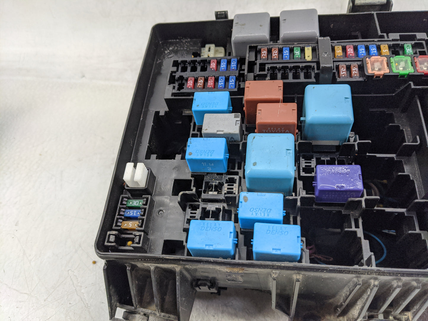 2011 Toyota Tundra Fusebox Fuse Box Panel Relay Module P/N:82661-0C251 Fits OEM Used Auto Parts - Oemusedautoparts1.com