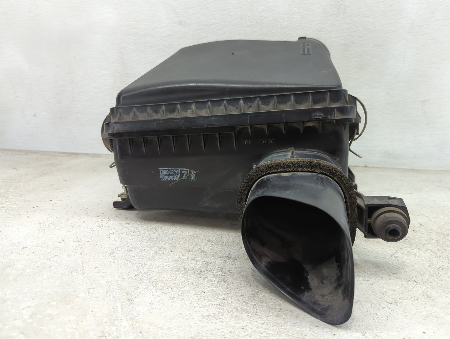 2011-2014 Toyota Tundra Air Cleaner Intake-duct Hose Tube - Oemusedautoparts1.com