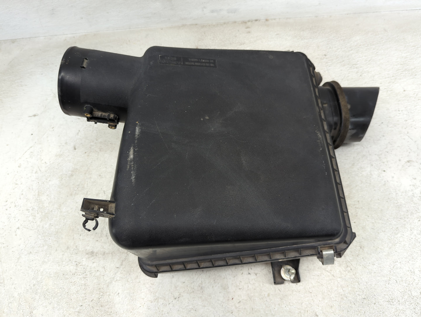 2011-2014 Toyota Tundra Air Cleaner Intake-duct Hose Tube - Oemusedautoparts1.com