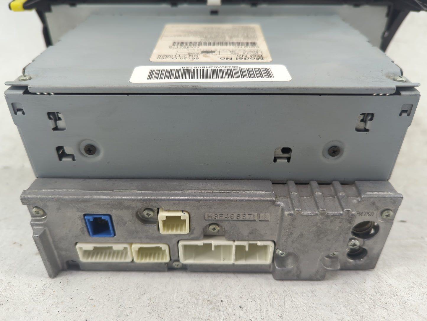 2010-2013 Toyota Tundra Radio AM FM Cd Player Receiver Replacement P/N:86120-0C290 CQ-FT1960X Fits Fits 2010 2011 2012 2013 