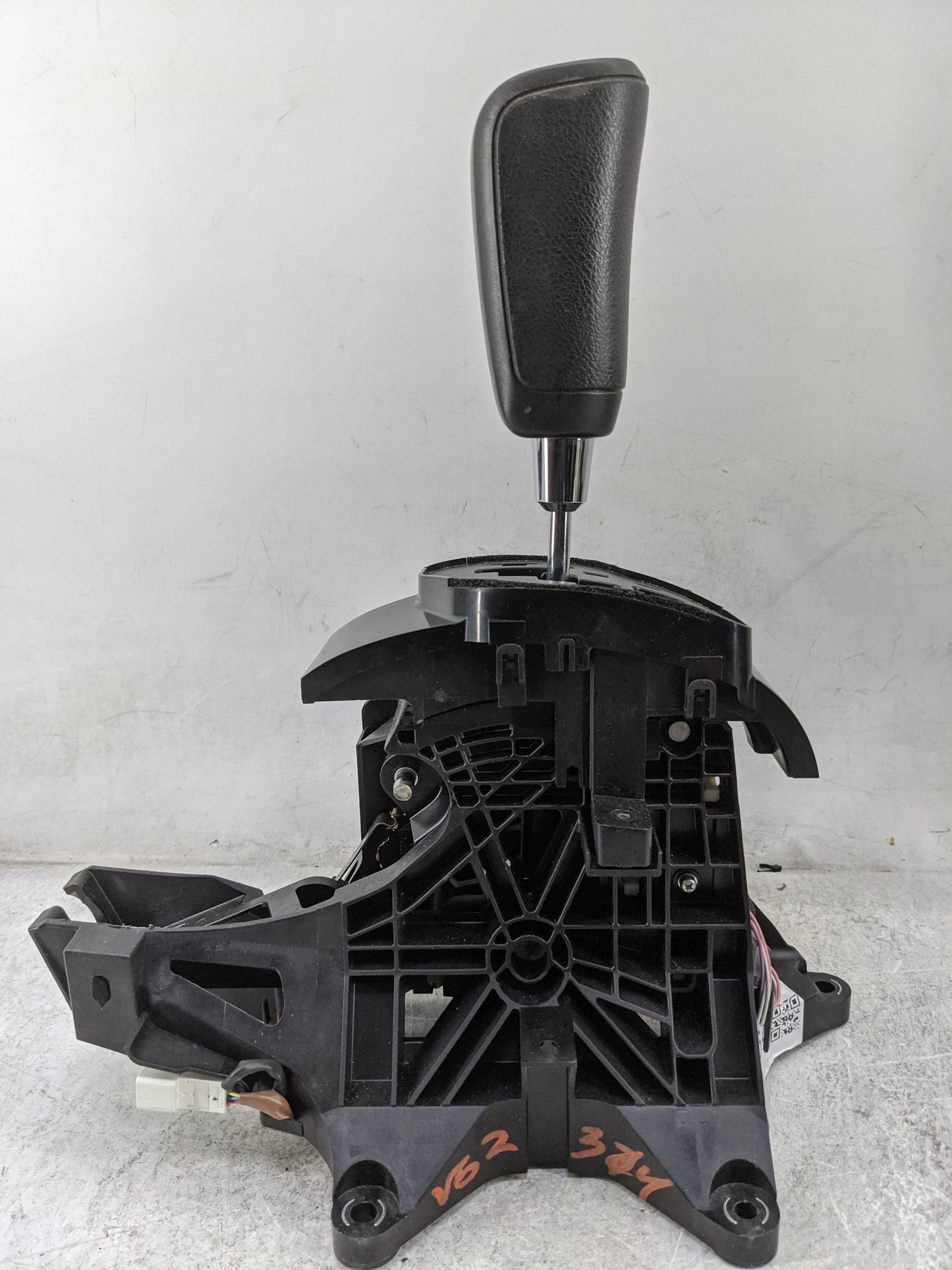 2011 Toyota Tundra Floor Console Assembly Shifter - Oemusedautoparts1.com