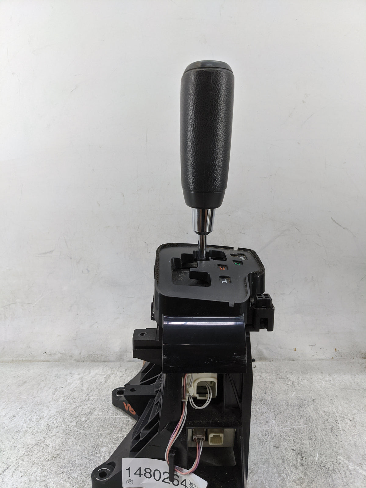 2011 Toyota Tundra Floor Console Assembly Shifter - Oemusedautoparts1.com