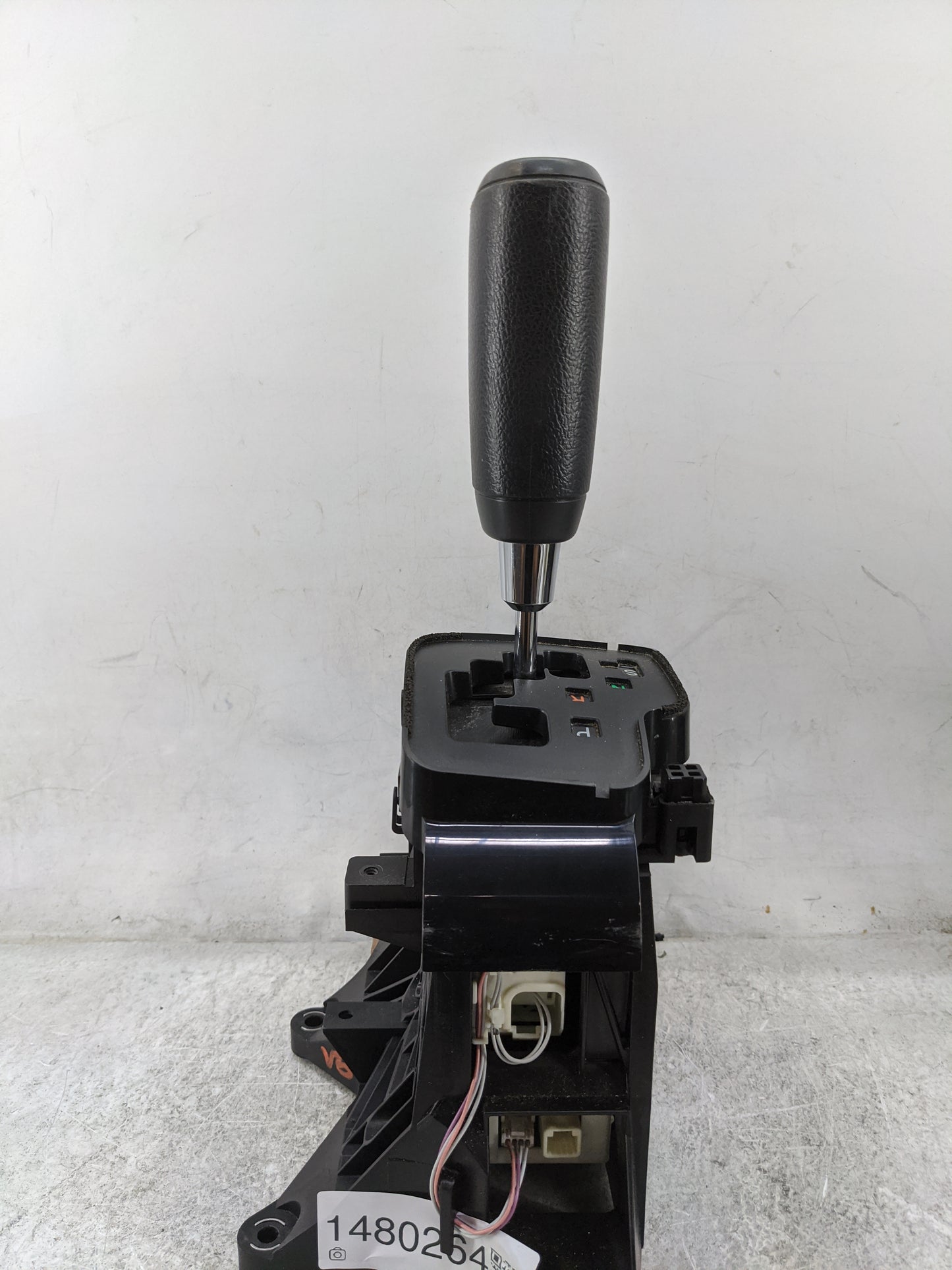 2011 Toyota Tundra Floor Console Assembly Shifter - Oemusedautoparts1.com