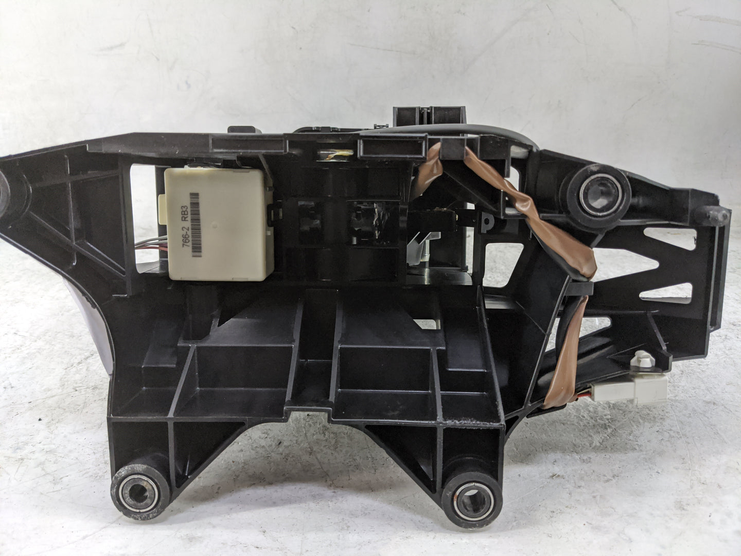 2011 Toyota Tundra Floor Console Assembly Shifter - Oemusedautoparts1.com
