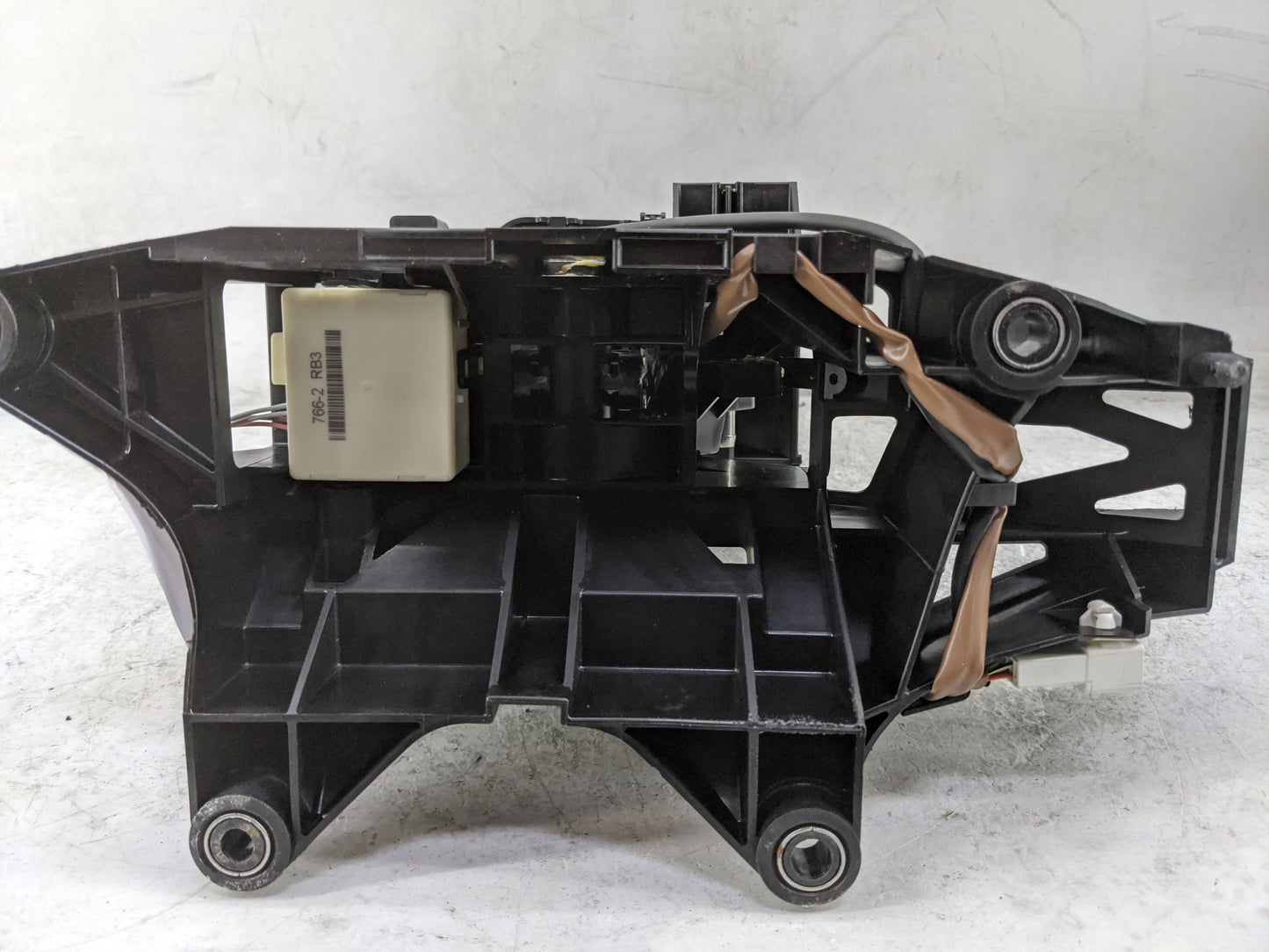 2011 Toyota Tundra Floor Console Assembly Shifter - Oemusedautoparts1.com