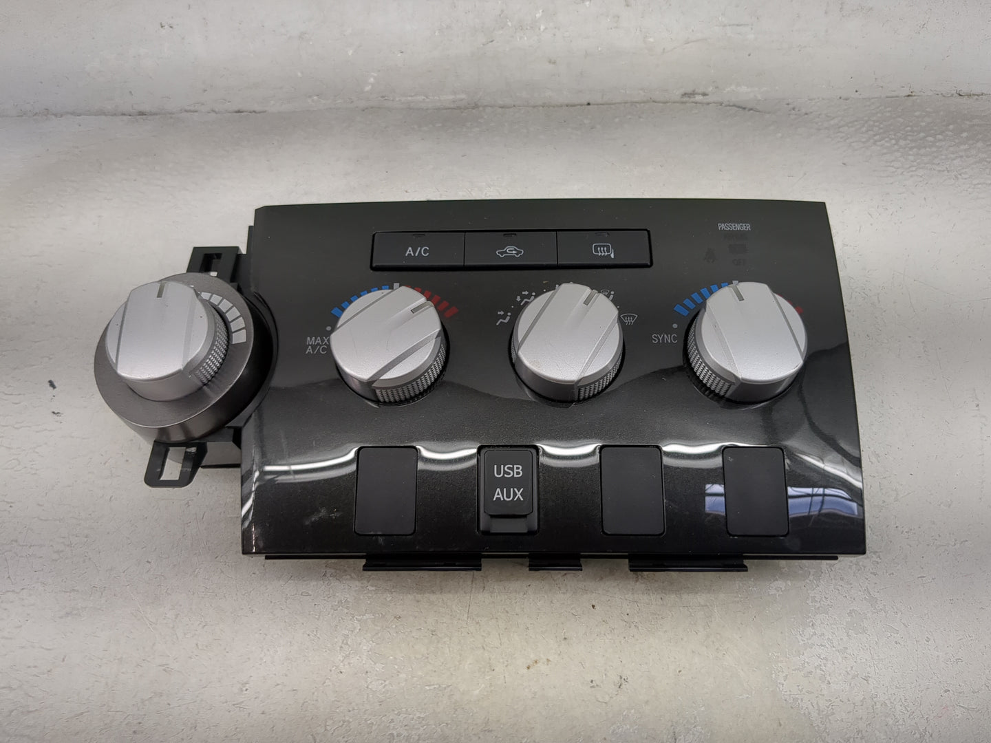 2010-2012 Toyota Tundra Climate Control Module Temperature AC/Heater Replacement P/N:84010-0CC80 MX237000-2843 Fits OEM Used