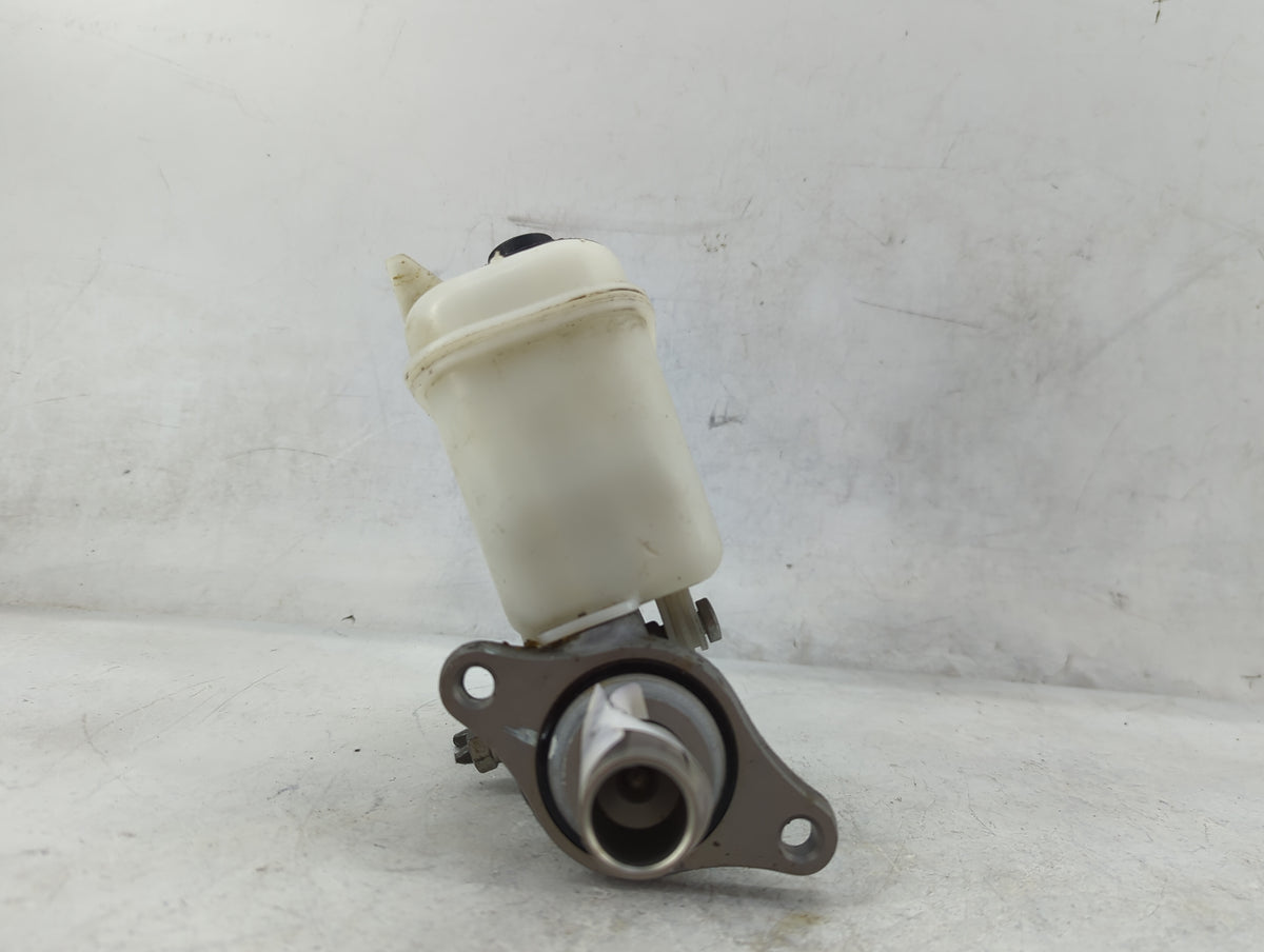 2007-2021 Toyota Tundra Brake Master Cylinder 1498767 - Oemusedautoparts1.com