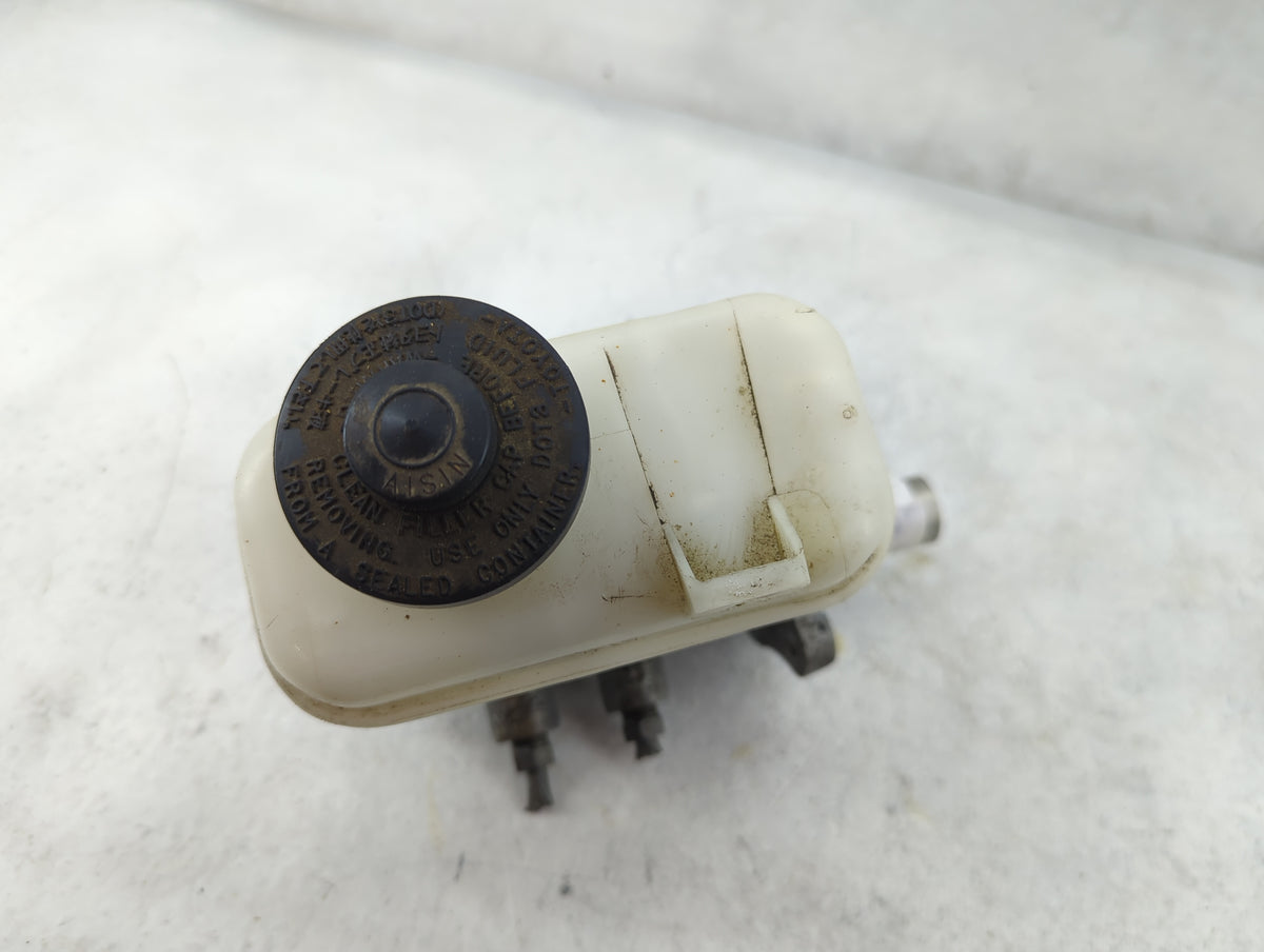 2007-2021 Toyota Tundra Brake Master Cylinder 1498767 - Oemusedautoparts1.com