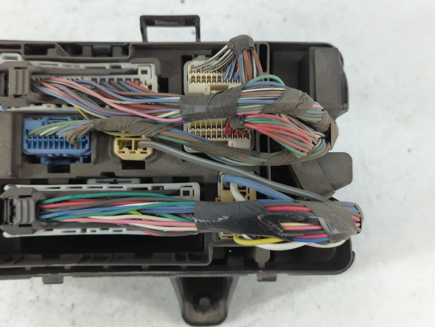 2011 Toyota Tundra Fusebox Fuse Box Panel Relay Module Fits OEM Used Auto Parts - Oemusedautoparts1.com