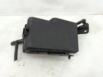 compare product 2010-2012 Toyota Venza Fusebox Fuse Box Panel Relay Module P/N:82662-0T021 Fits Fits 2010 2011 2012 OEM Used Auto Parts