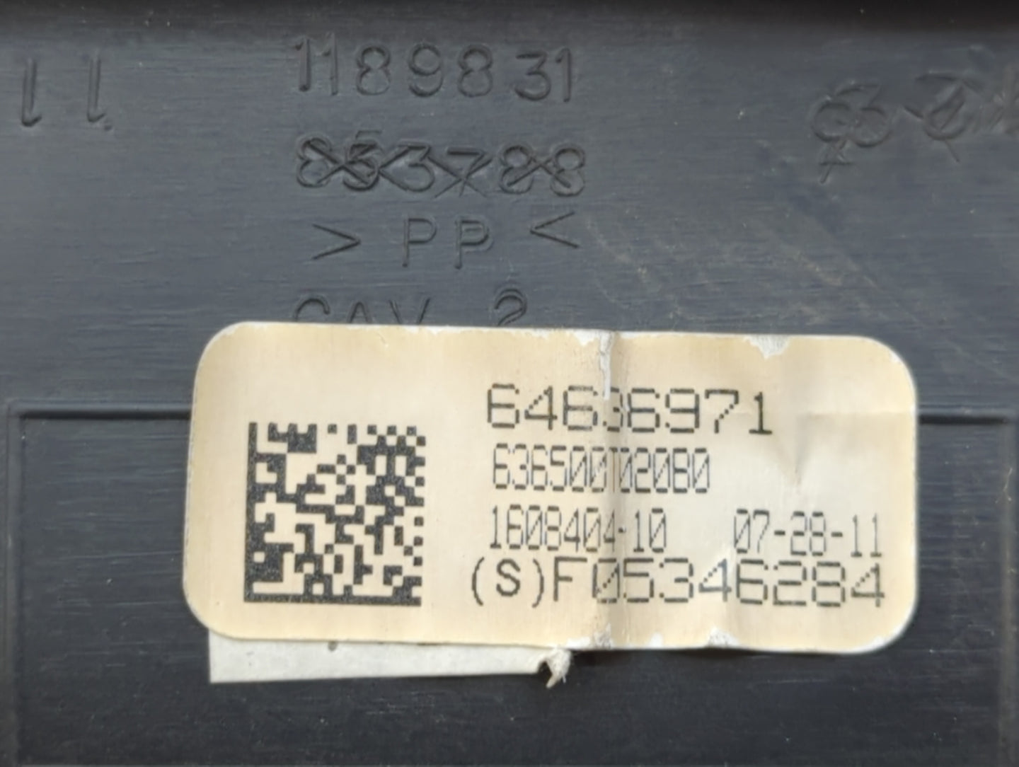 2011 Toyota Venza Overhead Roof Console - Oemusedautoparts1.com