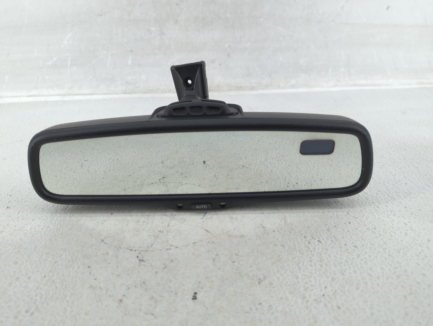 2011 Toyota Venza Interior Rear View Mirror Replacement OEM P/N:8781007030 E11026133 Fits OEM Used Auto Parts - Oemusedautop