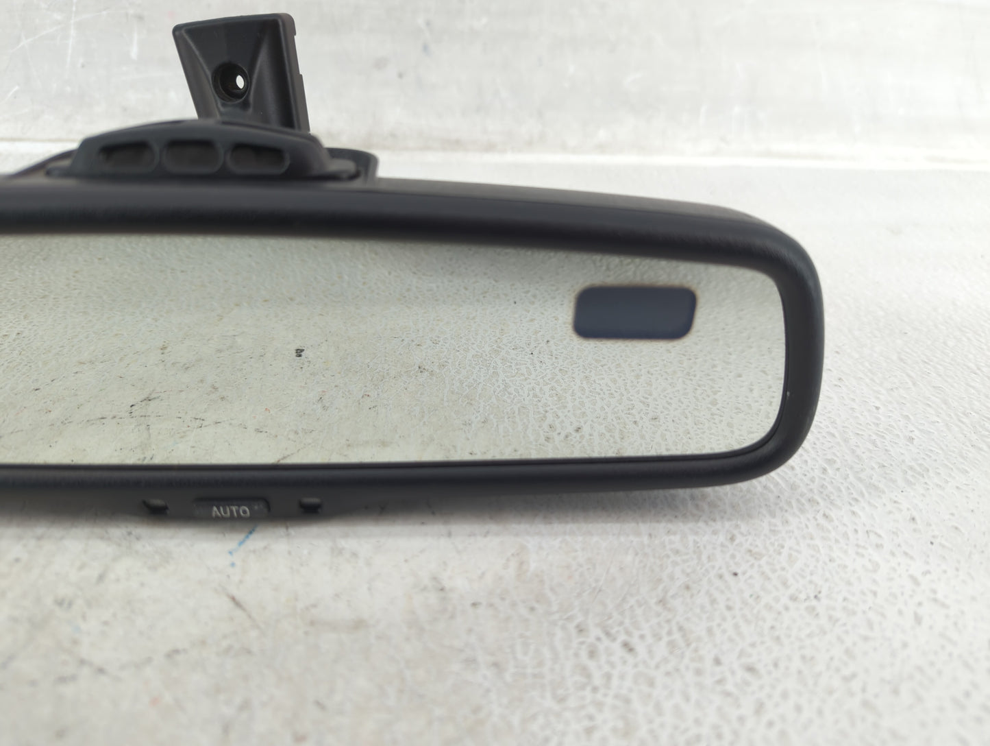 2011 Toyota Venza Interior Rear View Mirror Replacement OEM P/N:8781007030 E11026133 Fits OEM Used Auto Parts - Oemusedautop