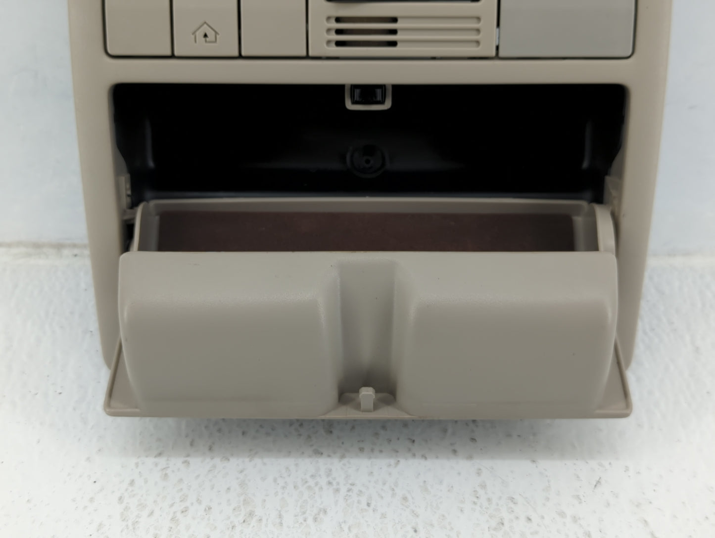 2011 Toyota Venza Overhead Roof Console - Oemusedautoparts1.com