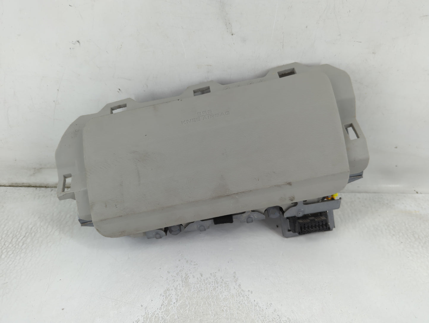 2009-2013 Toyota Venza Air Bag Passenger Right Dashboard OEM P/N:205674310M71 Fits Fits 2009 2010 2011 2012 2013 OEM Used Au