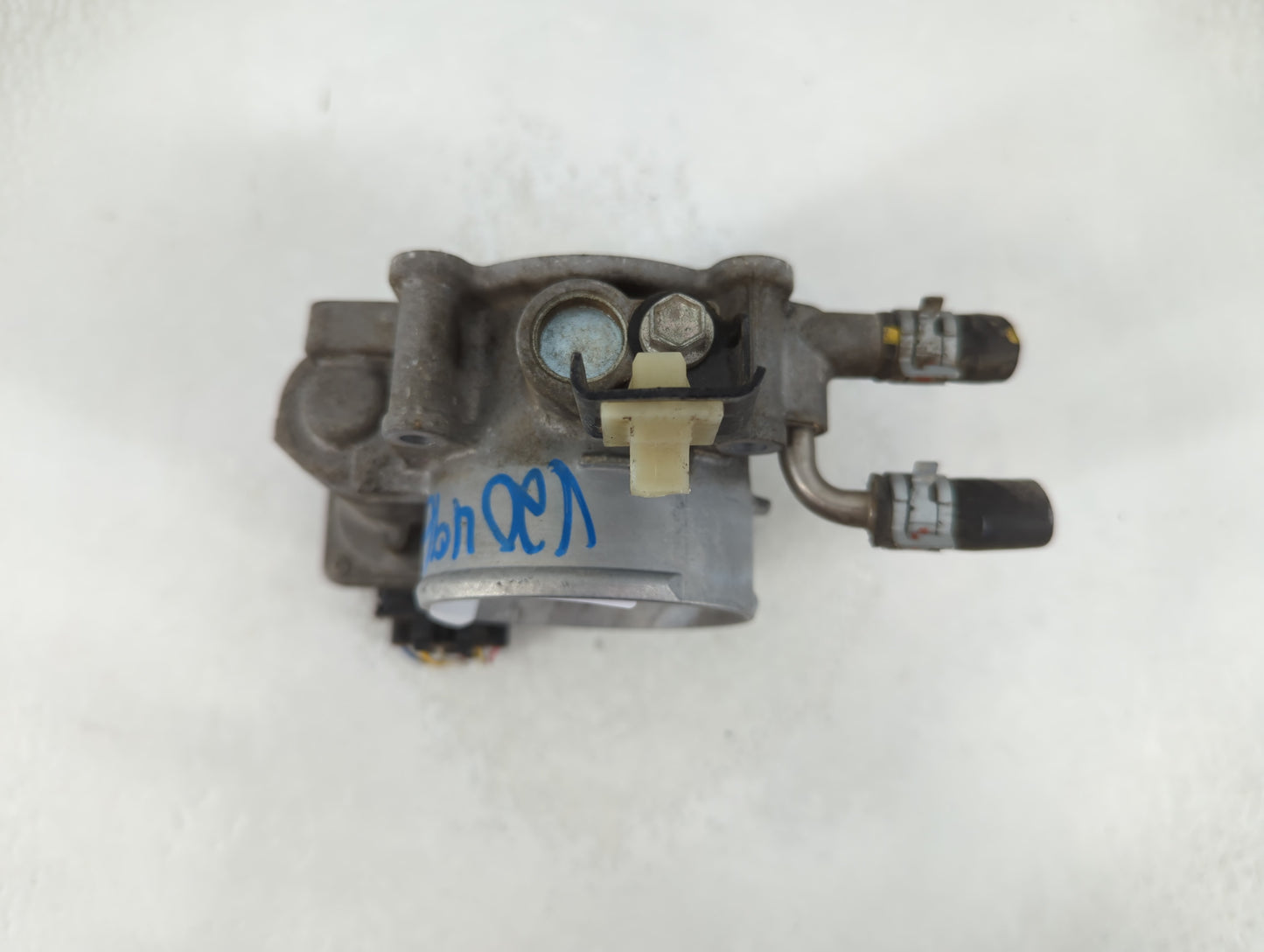 2009-2016 Toyota Venza Throttle Body P/N:22030-36010 Fits Fits 2009 2010 2011 2012 2013 2014 2015 2016 2017 2018 2019 OEM Us