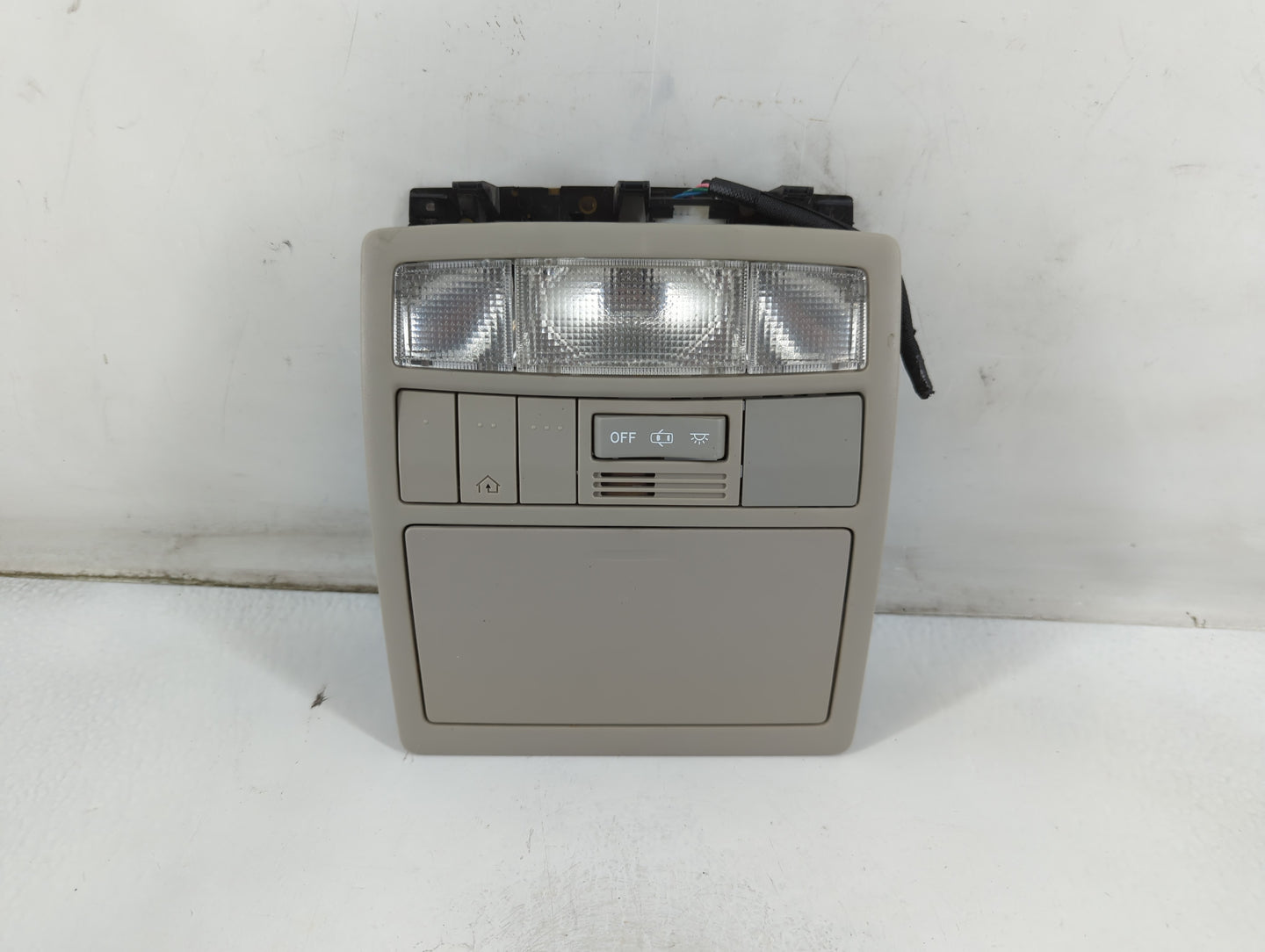 2009-2012 Toyota Venza Overhead Roof Console 889043 - Oemusedautoparts1.com