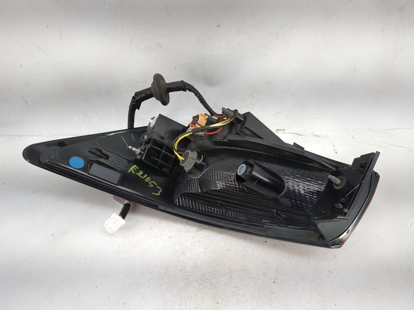 2007-2012 Toyota Yaris Tail Light Assembly Passenger Right OEM Fits Fits 2007 2008 2009 2010 2011 2012 OEM Used Auto Parts -