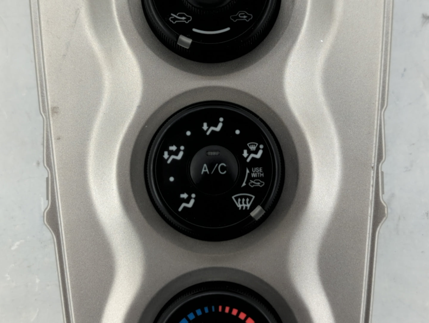 2009-2011 Toyota Yaris Climate Control Module Temperature AC/Heater Replacement P/N:55406-52120 55406-52200 Fits OEM Used Au