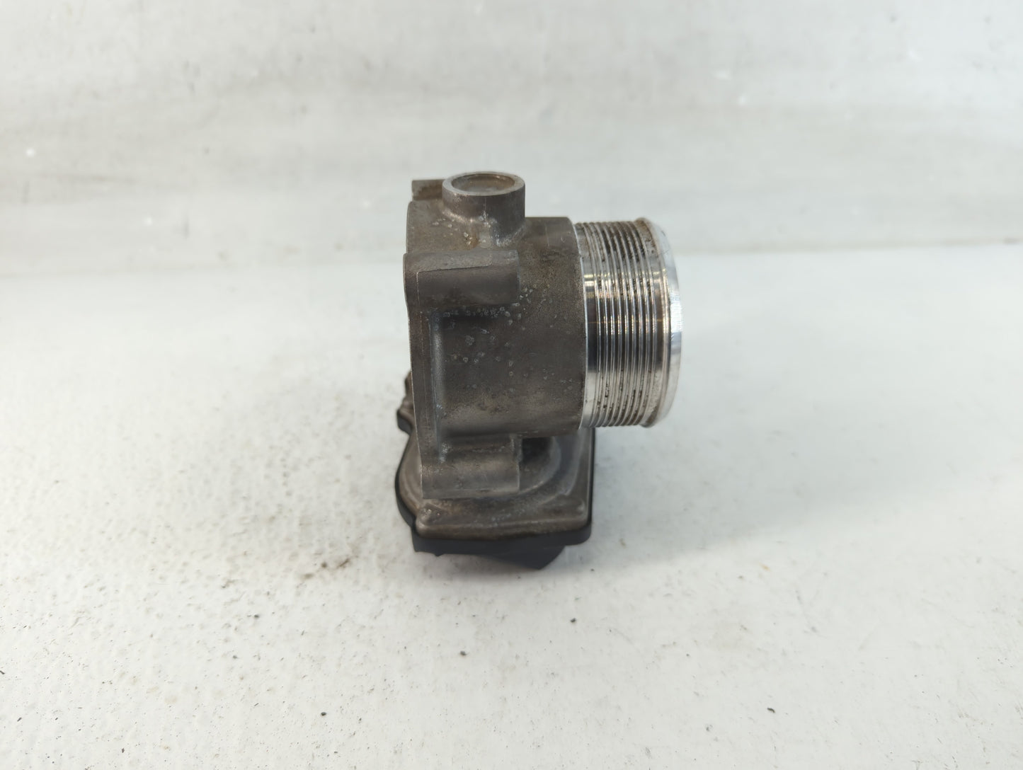 2009-2017 Volkswagen Cc Throttle Body P/N:06F 133 062 Q Fits OEM Used Auto Parts - Oemusedautoparts1.com