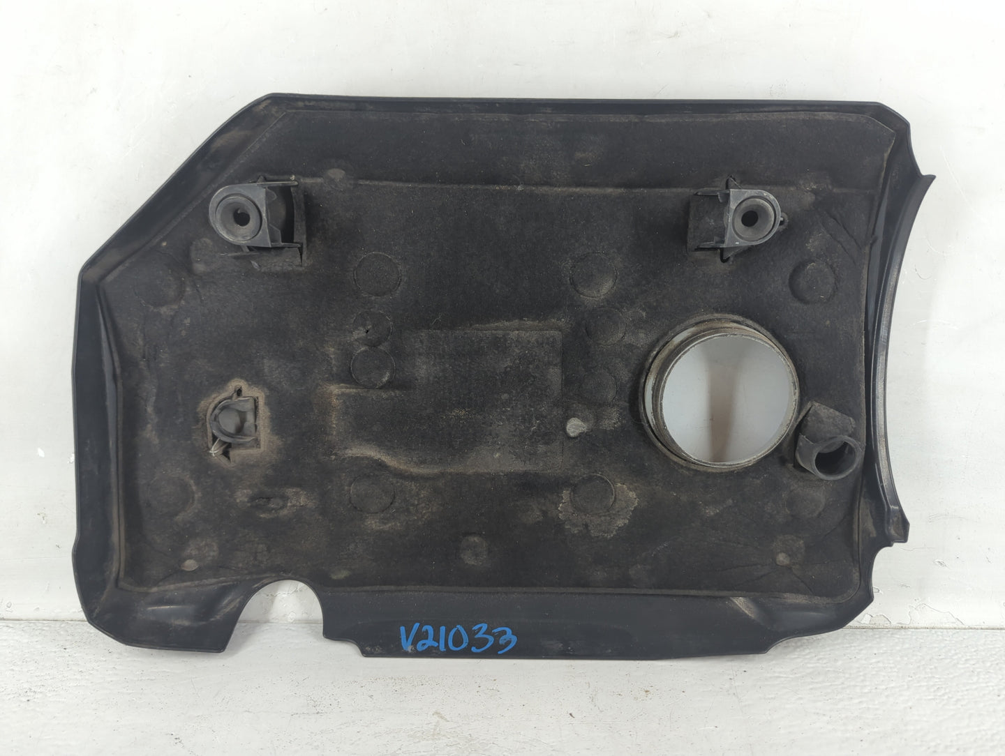 2011 Volkswagen Cc Engine Cover - Oemusedautoparts1.com