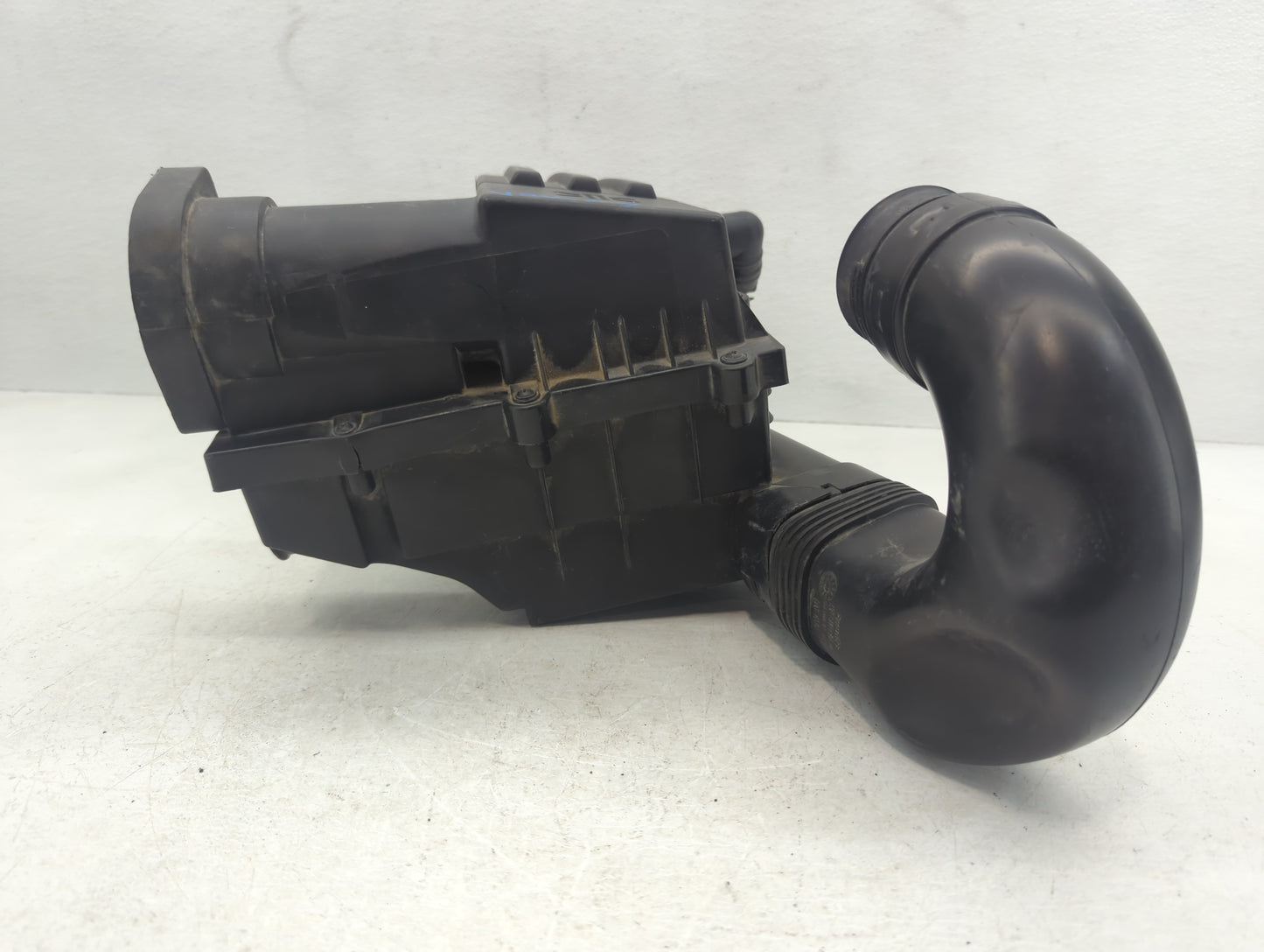 2009-2017 Volkswagen Cc Air Cleaner Intake-duct Hose Tube - Oemusedautoparts1.com