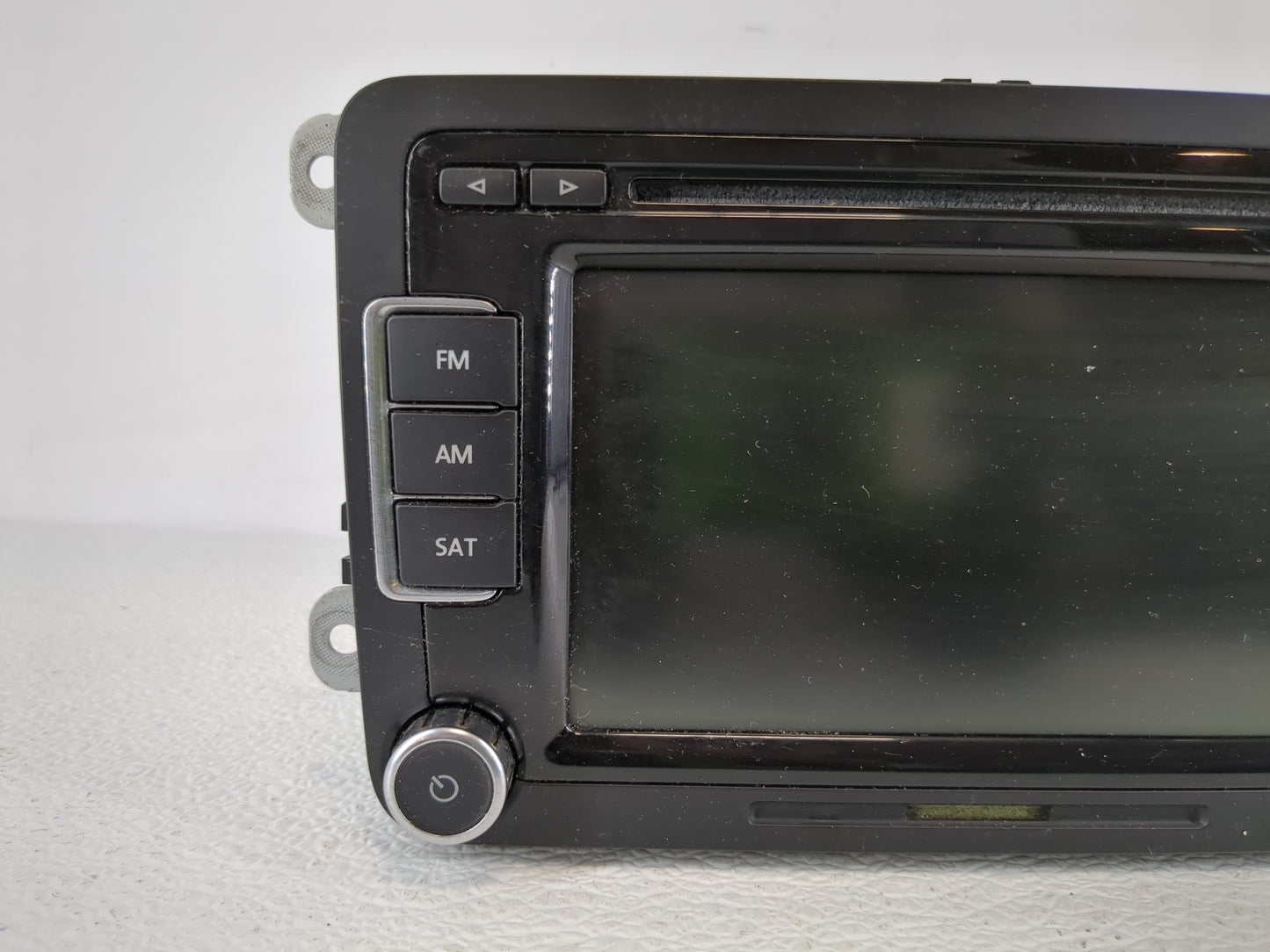 2009-2013 Volkswagen Cc Radio AM FM Cd Player Receiver Replacement P/N:1K0 035 180 AC Fits OEM Used Auto Parts - Oemusedauto