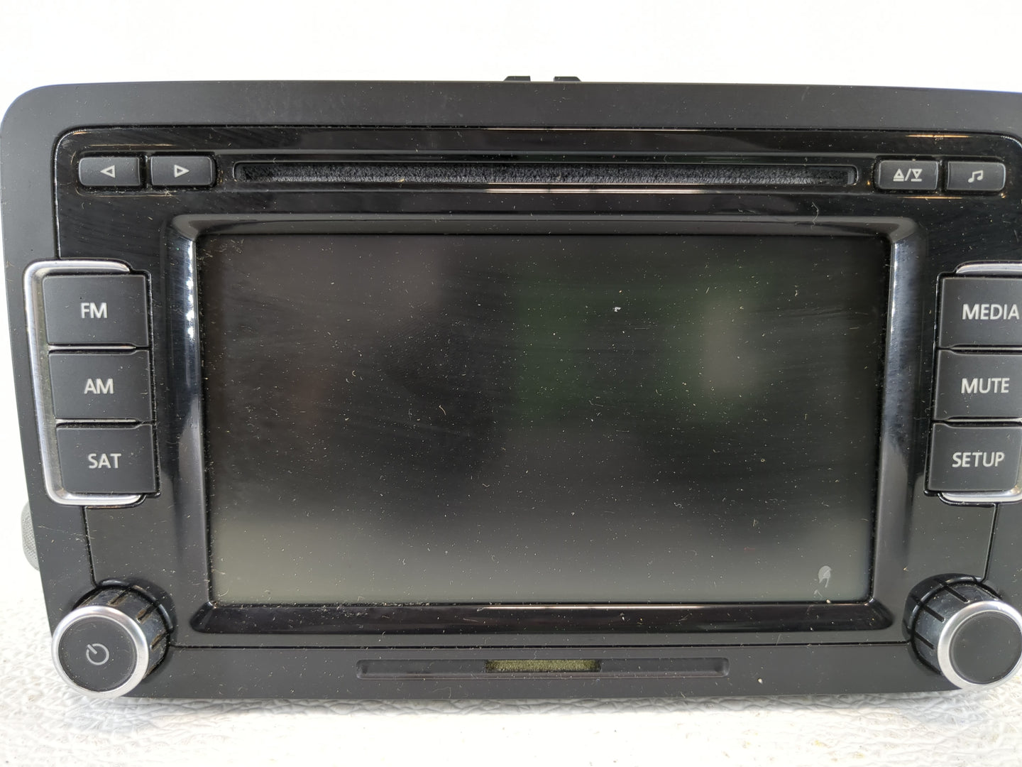 2009-2013 Volkswagen Cc Radio AM FM Cd Player Receiver Replacement P/N:1K0 035 180 AC Fits OEM Used Auto Parts - Oemusedauto