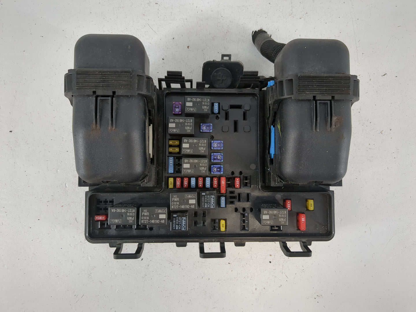 2009-2012 Volkswagen Cc Fusebox Fuse Box Panel Relay Module P/N:G2GT14A067BD Fits Fits 2009 2010 2011 2012 OEM Used Auto Par