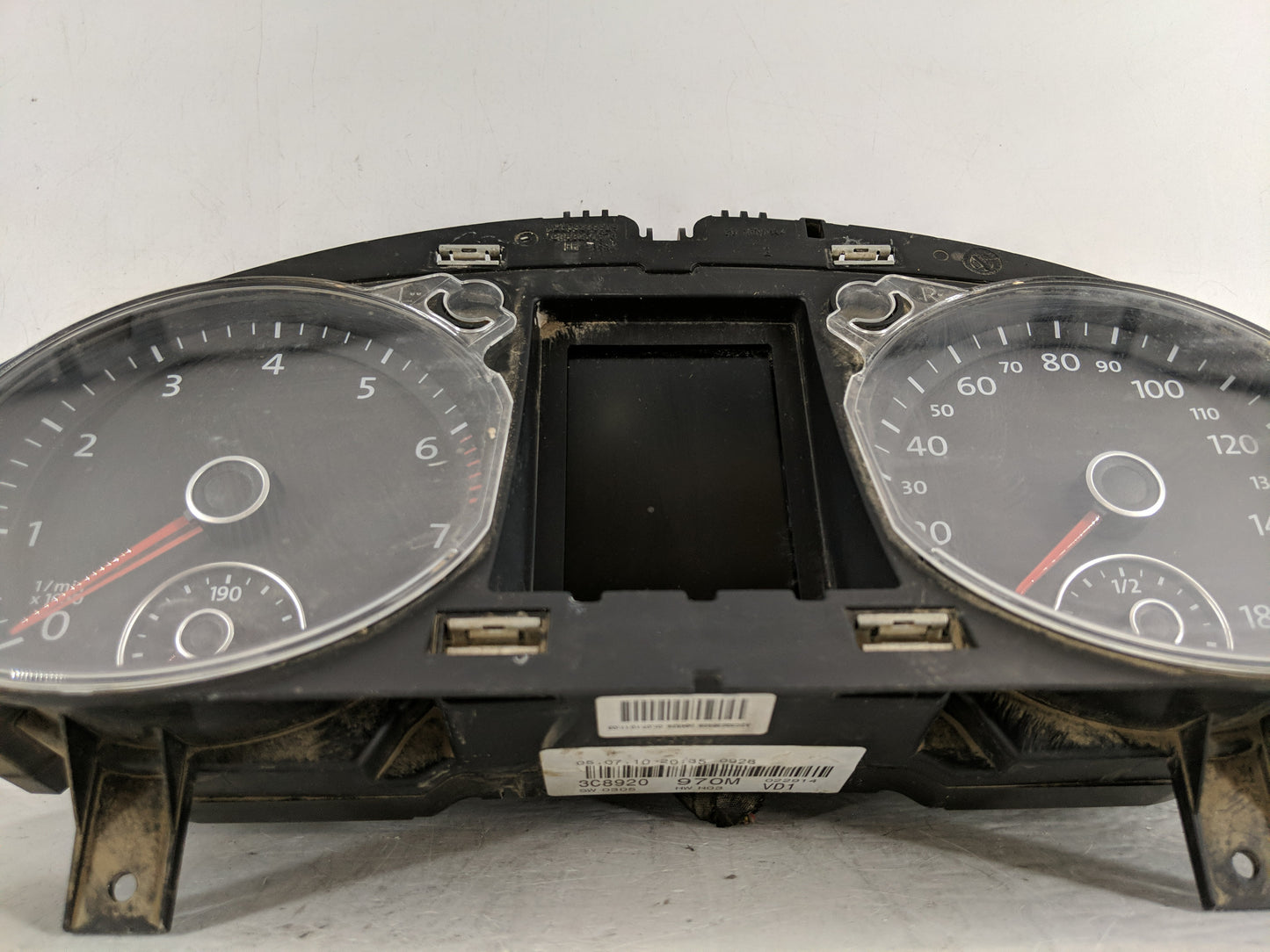 2011 Volkswagen Cc Instrument Cluster Speedometer Gauges P/N:3C8920970M 3C8 920 970M Fits OEM Used Auto Parts - Oemusedautop