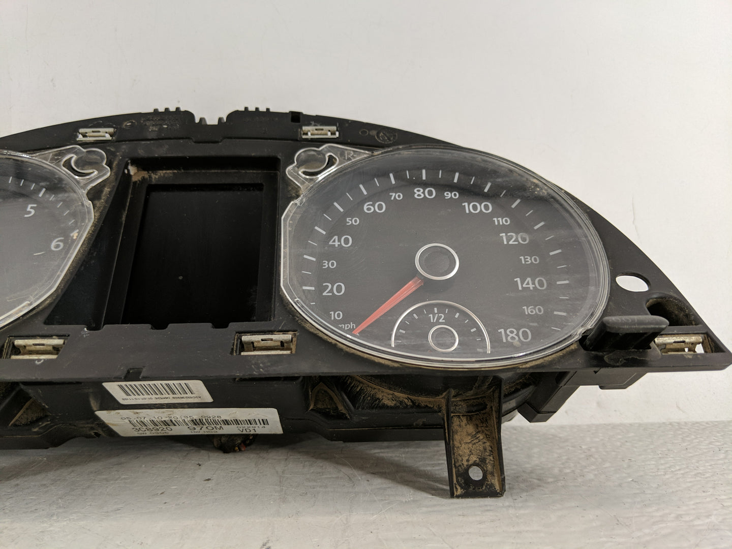 2011 Volkswagen Cc Instrument Cluster Speedometer Gauges P/N:3C8920970M 3C8 920 970M Fits OEM Used Auto Parts - Oemusedautop