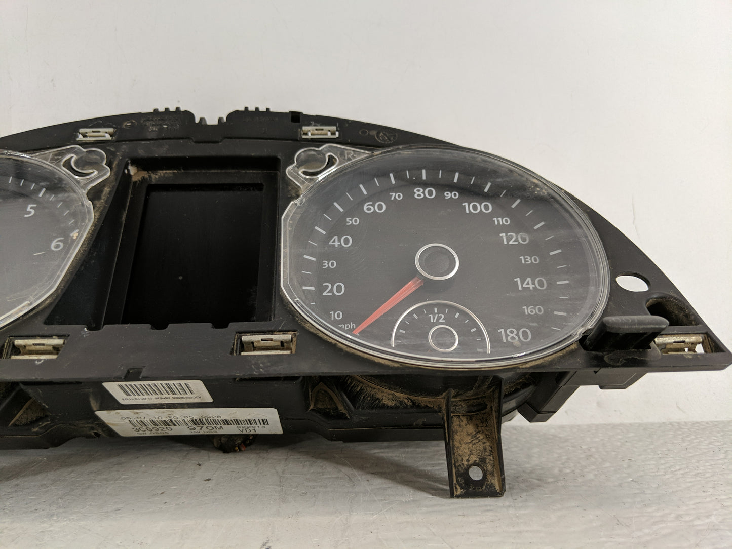 2011 Volkswagen Cc Instrument Cluster Speedometer Gauges P/N:3C8920970M 3C8 920 970M Fits OEM Used Auto Parts - Oemusedautop