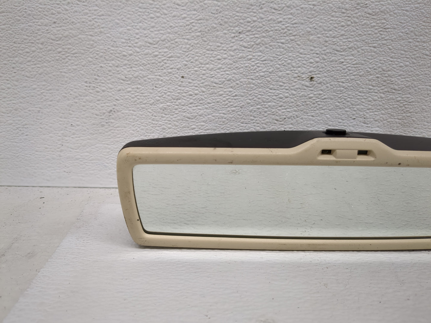 2009-2012 Volkswagen Cc Interior Rear View Mirror Replacement OEM P/N:E11026141 Fits OEM Used Auto Parts - Oemusedautoparts1