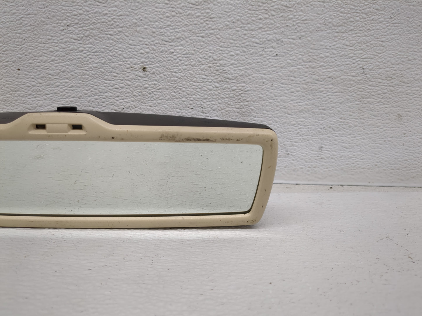 2009-2012 Volkswagen Cc Interior Rear View Mirror Replacement OEM P/N:E11026141 Fits OEM Used Auto Parts - Oemusedautoparts1