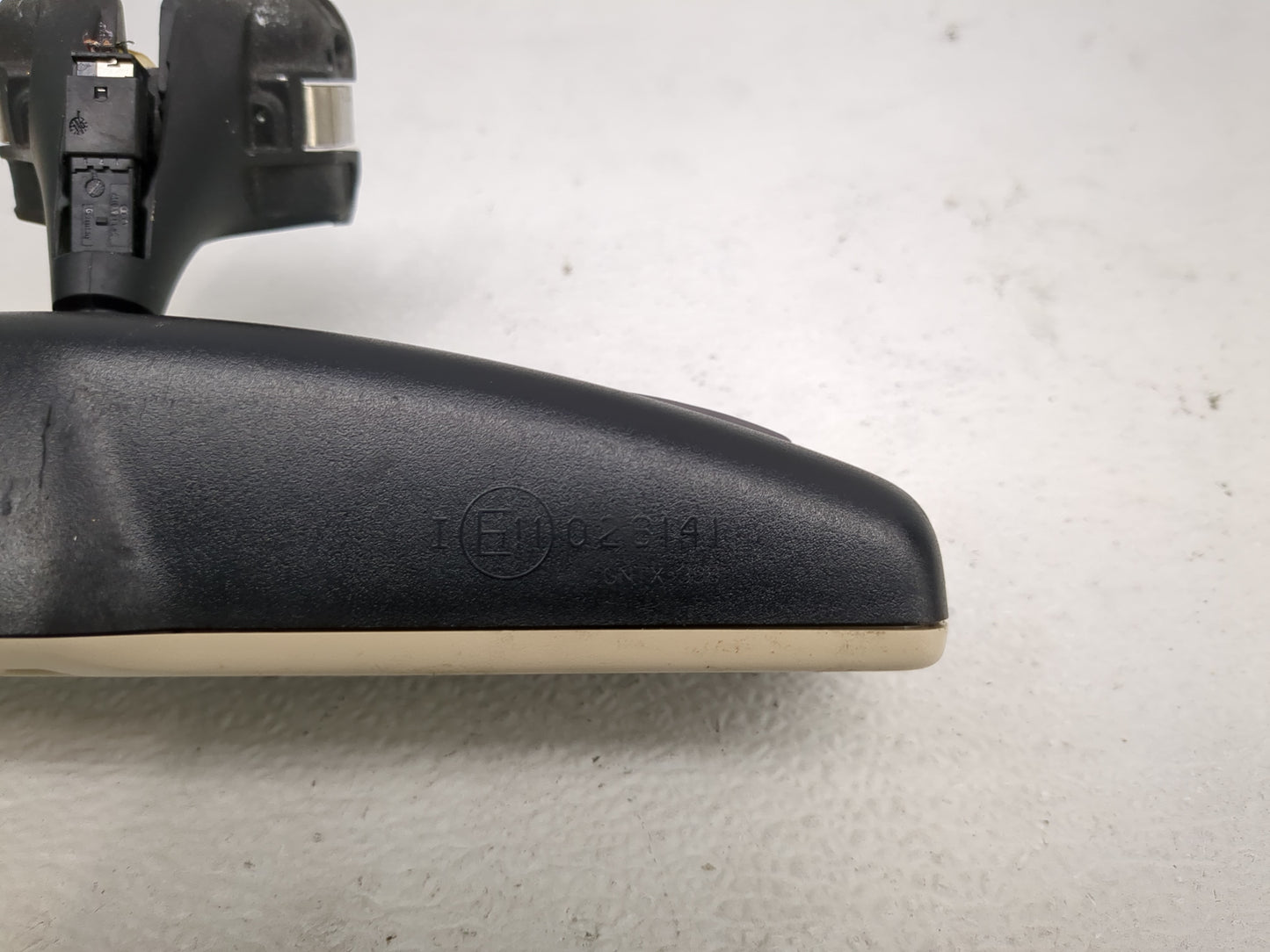 2009-2012 Volkswagen Cc Interior Rear View Mirror Replacement OEM P/N:E11026141 Fits OEM Used Auto Parts - Oemusedautoparts1