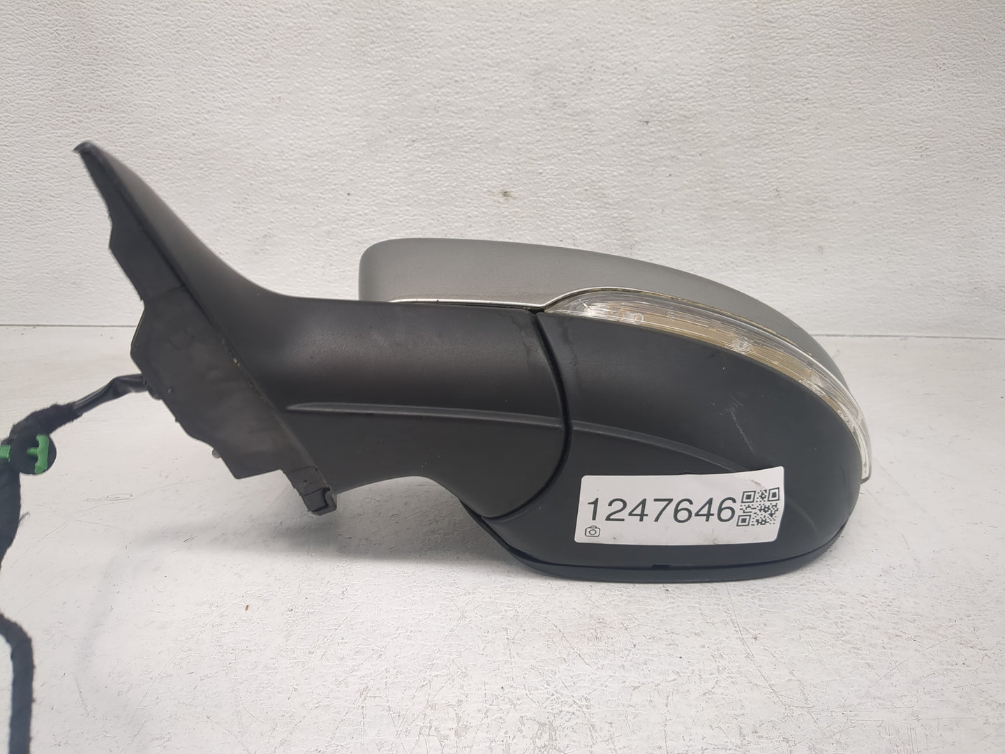 2009-2012 Volkswagen Cc Side Mirror Replacement Driver Left View Door Mirror Fits Fits 2009 2010 2011 2012 OEM Used Auto Par