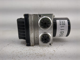 compare product 2009-2011 Volkswagen Cc ABS Pump Control Module Replacement P/N:16705712-P 16705912, 3C0 614 109 AF Fits Fits 2009 2010 2011 OEM Used Auto Parts