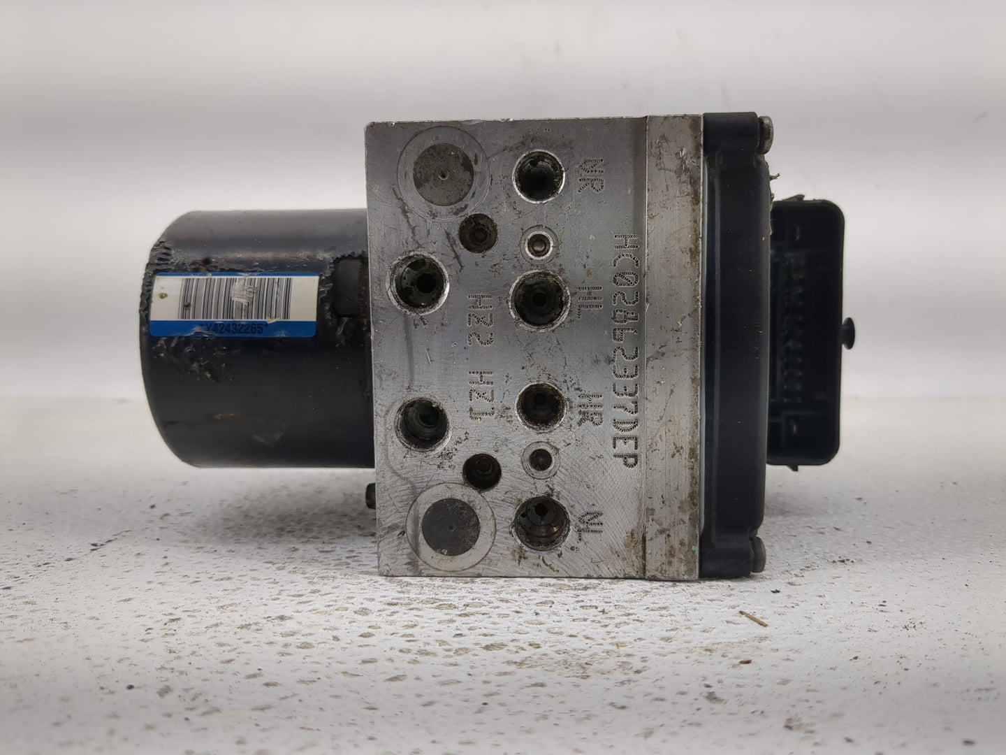 2009-2011 Volkswagen Cc ABS Pump Control Module Replacement P/N:16705712-P 16705912, 3C0 614 109 AF Fits Fits 2009 2010 2011