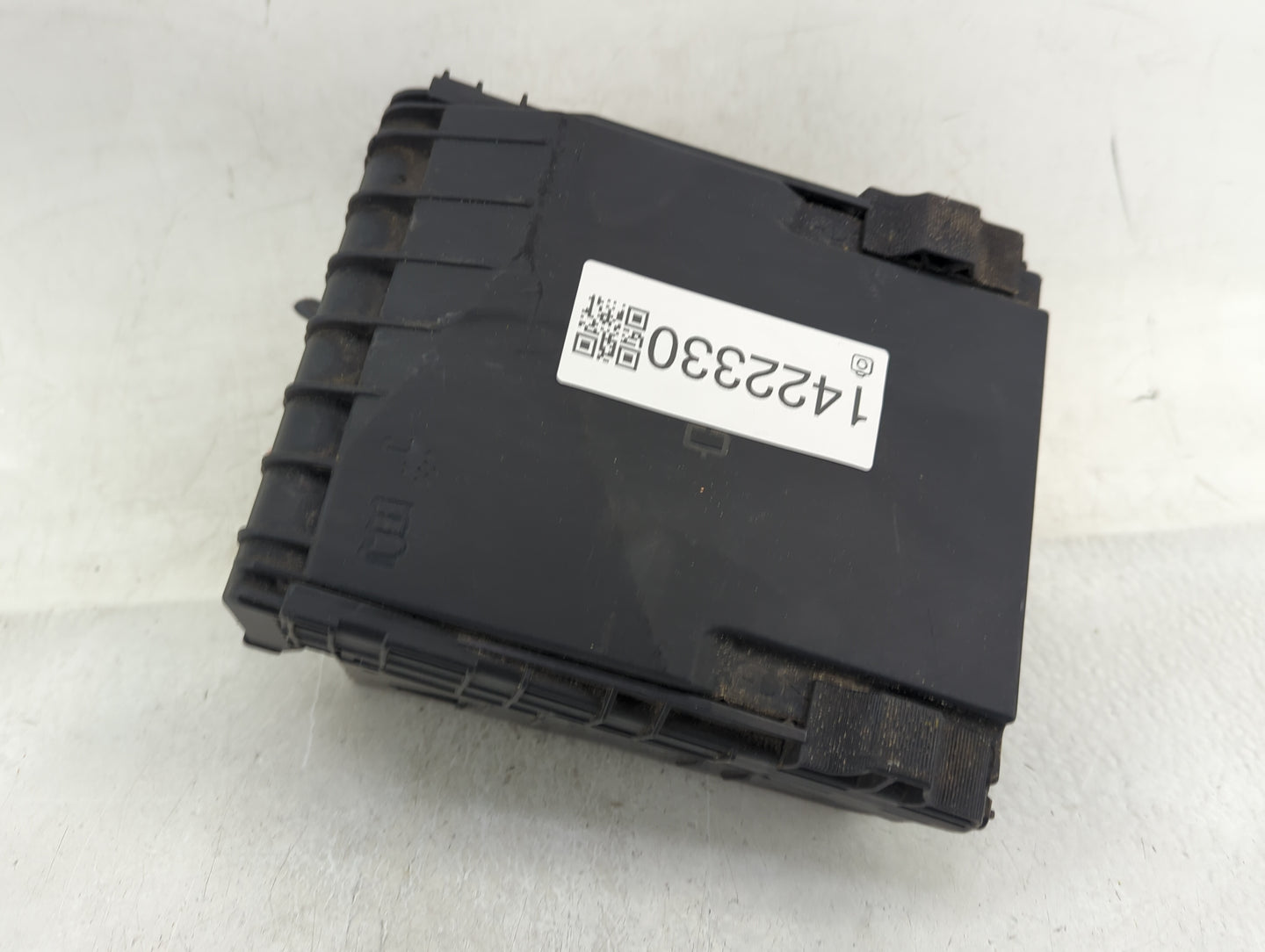 2009-2012 Volkswagen Cc Fusebox Fuse Box Panel Relay Module Fits Fits 2009 2010 2011 2012 OEM Used Auto Parts - Oemusedautop