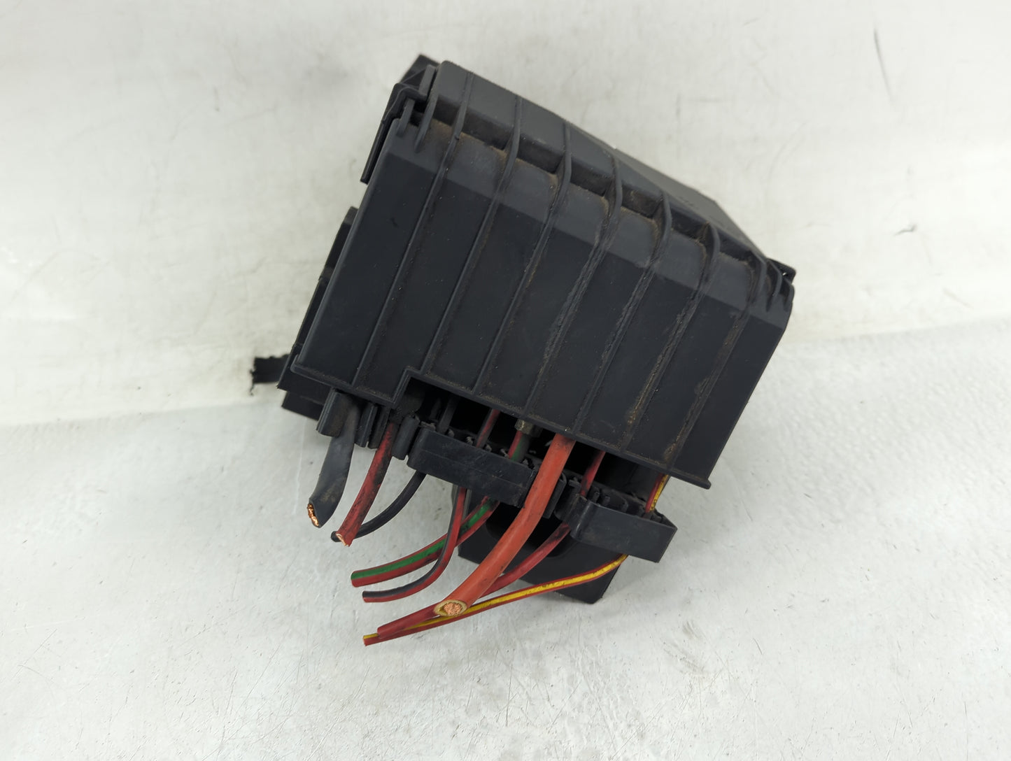 2009-2012 Volkswagen Cc Fusebox Fuse Box Panel Relay Module Fits Fits 2009 2010 2011 2012 OEM Used Auto Parts - Oemusedautop