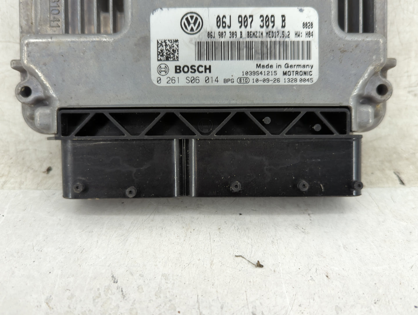 2011 Volkswagen Cc PCM Engine Control Computer ECU ECM PCU OEM P/N:0 261 S06 014 06J 907 309 B Fits OEM Used Auto Parts - Oe