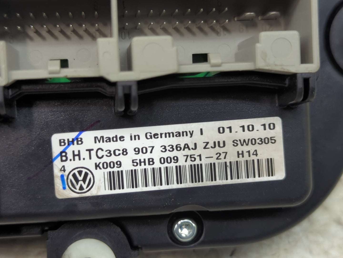 2011-2012 Volkswagen Cc Climate Control Module Temperature AC/Heater Replacement P/N:5HB009751 Fits Fits 2011 2012 2013 2014