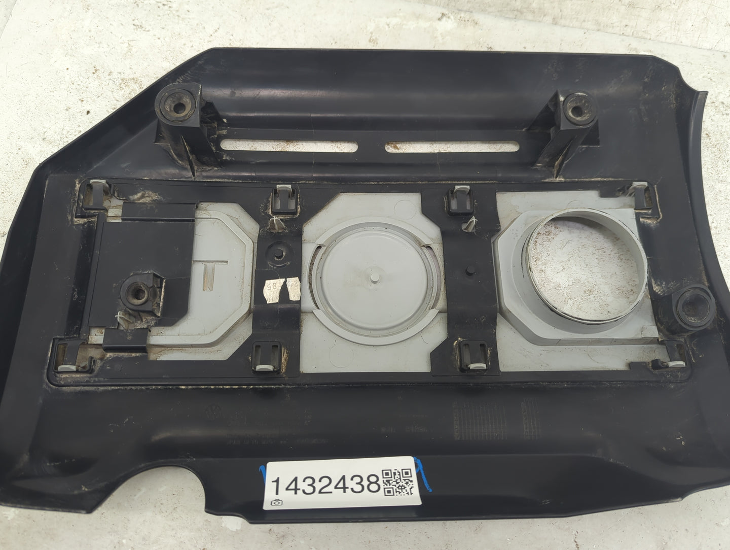 2011 Volkswagen Cc Engine Cover 1432438 - Oemusedautoparts1.com