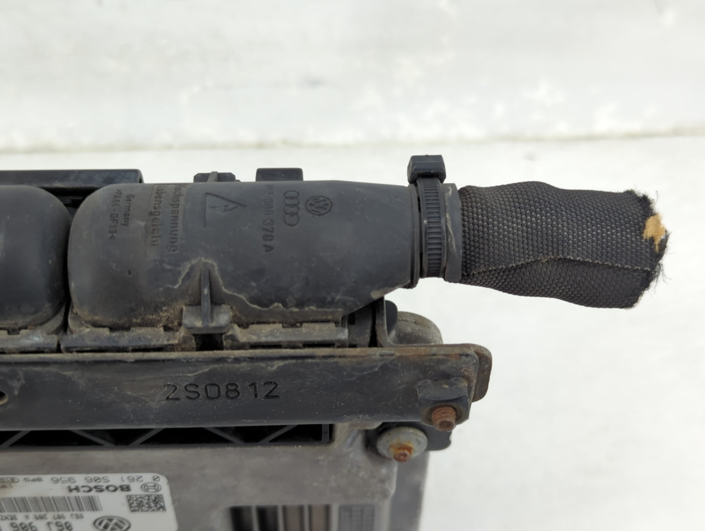 2010-2011 Volkswagen Cc PCM Engine Control Computer ECU ECM PCU OEM P/N:06J906027BH 0261S06956, 06J907309A Fits Fits 2010 20