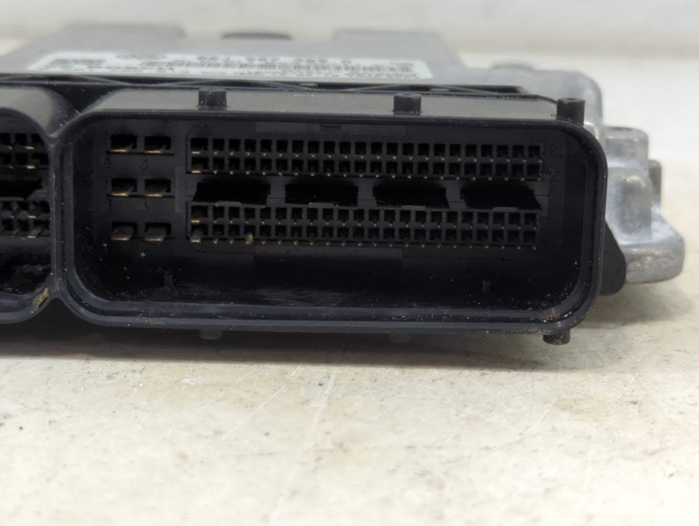 2010-2011 Volkswagen Cc PCM Engine Control Computer ECU ECM PCU OEM P/N:06J907309A 0261S06013, 1039S41270 Fits Fits 2010 201