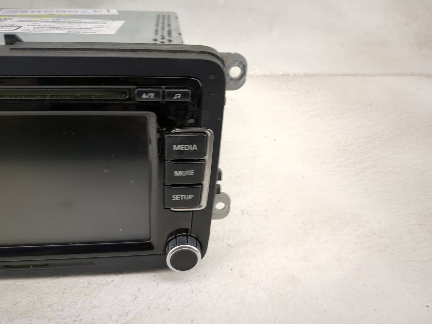 2009-2013 Volkswagen Cc Radio AM FM Cd Player Receiver Replacement P/N:1K0035180AC 28252074 Fits OEM Used Auto Parts - Oemus