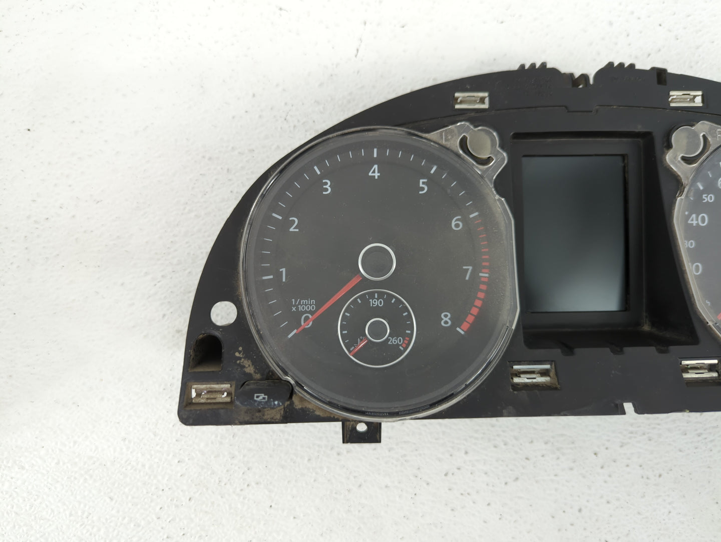 2010-2011 Volkswagen Cc Instrument Cluster Speedometer Gauges P/N:3C8 920 970 M 3C8920970M Fits Fits 2010 2011 OEM Used Auto