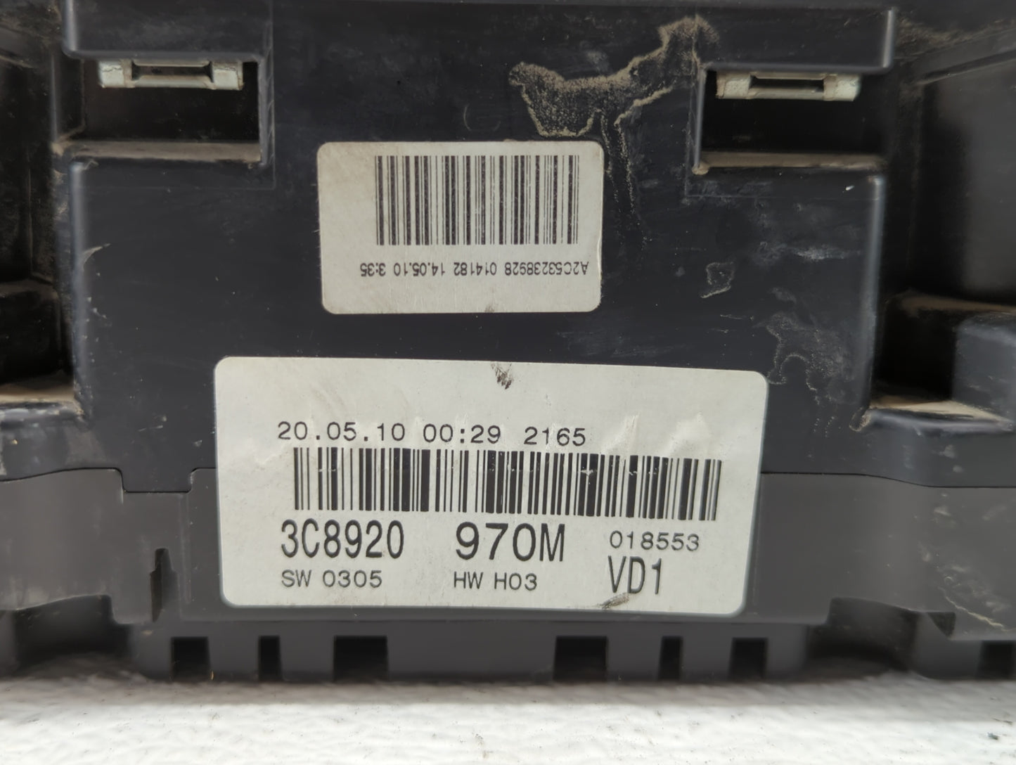 2010-2011 Volkswagen Cc Instrument Cluster Speedometer Gauges P/N:3C8 920 970 M 3C8920970M Fits Fits 2010 2011 OEM Used Auto