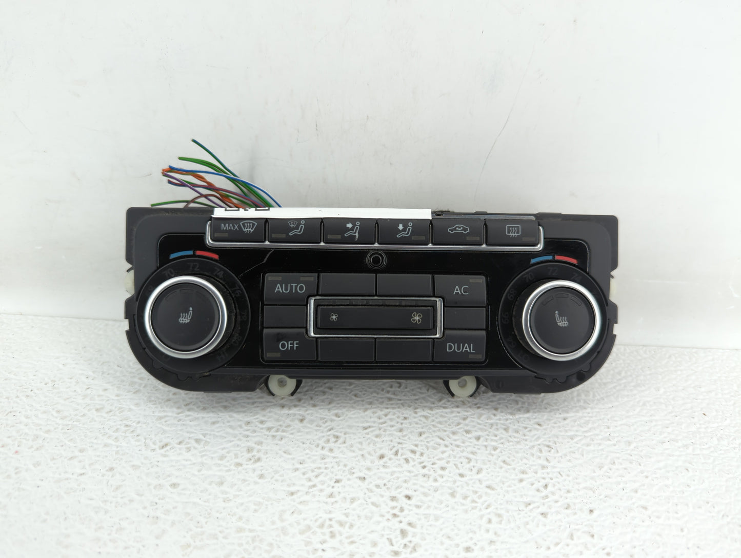 2011-2012 Volkswagen Cc Climate Control Module Temperature AC/Heater Replacement P/N:5K0 907 044 EK 5K0 907 044 DN Fits OEM 